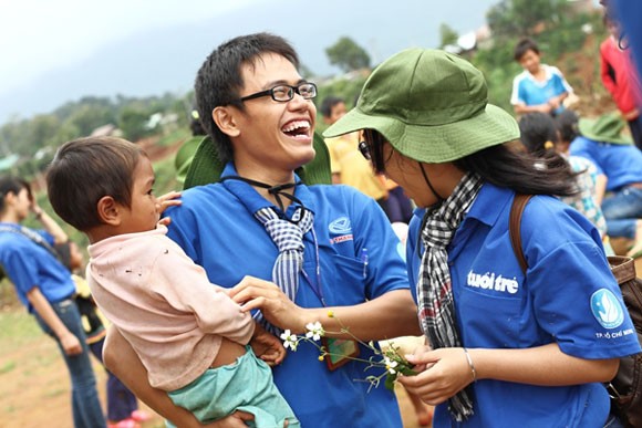 Волонтёрская акция «Синее лето» в отдалённых районах провинции Даклак - ảnh 2
